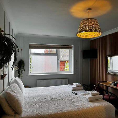 The Townhouse 101 Bed and Breakfast Sandown Exteriör bild
