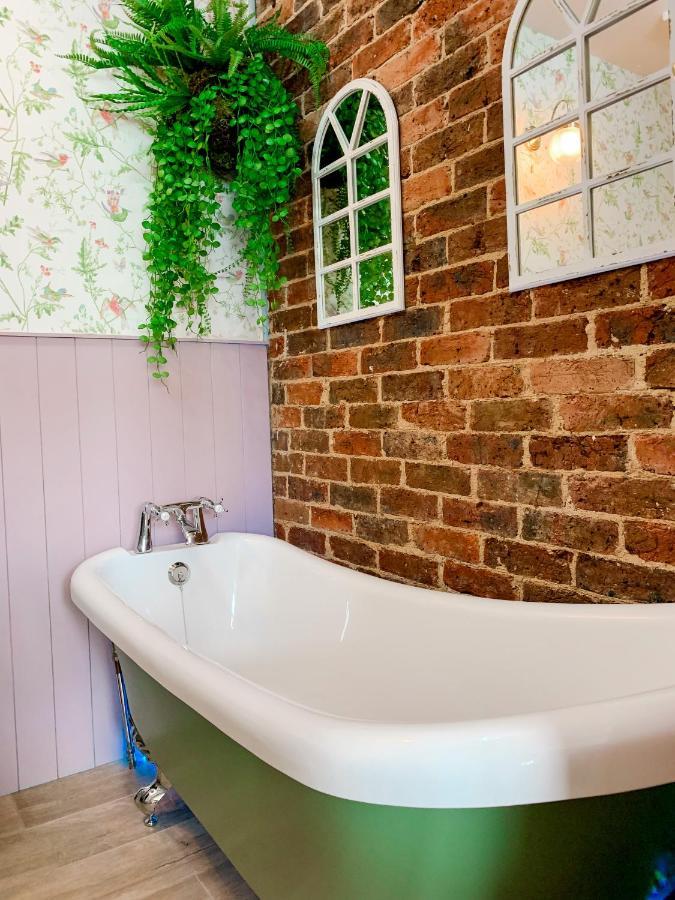 The Townhouse 101 Bed and Breakfast Sandown Exteriör bild