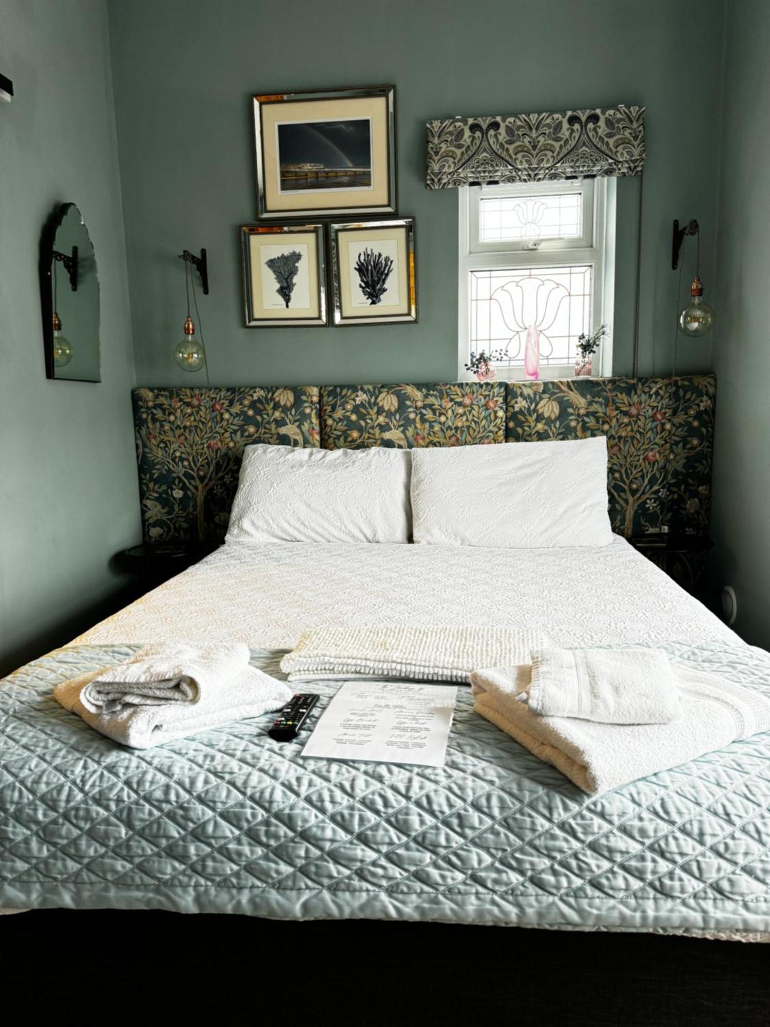 The Townhouse 101 Bed and Breakfast Sandown Exteriör bild